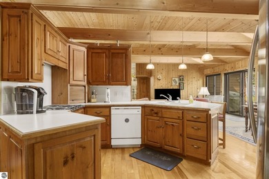 Discover a stunning and truly private waterfront retreat on - photo 22