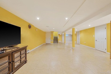 **FULLY BACK ON THE MARKET!!** Welcome to 16 Manchester, a - photo 23