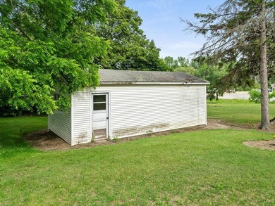 This well-built, one-owner 3-bedroom, 2-bath ranch features - photo 26