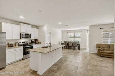 Welcome home to this beautifully upgraded 3BR/2BA residence - photo 5