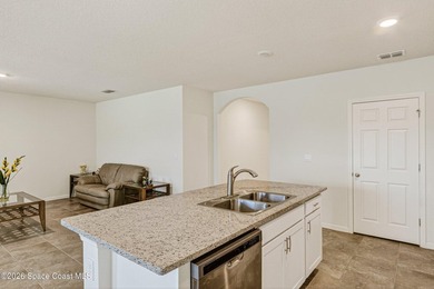 Welcome home to this beautifully upgraded 3BR/2BA residence - photo 7