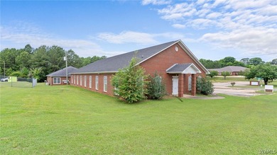 Position your business for success with this versatile 4,600+ SF - photo 2