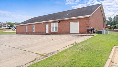 Position your business for success with this versatile 4,600+ SF - photo 5