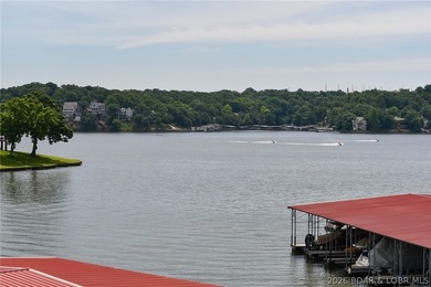 Newly updated, lower level, 3 bedroom, 3 bath, waterfront condo - photo 11