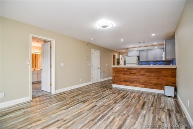 Newly updated, lower level, 3 bedroom, 3 bath, waterfront condo - photo 15