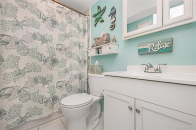 Ground level deluxe 1-bedroom, 1-bath co-op located in a - photo 19