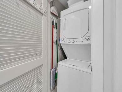 Welcome to this beautifully updated 2-bedroom, 2-bath ground - photo 22