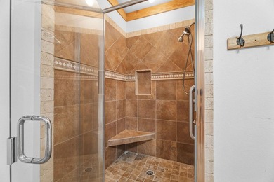 Below Market Value Custom Oak Log Home in Gated Emerald Pointe - photo 31