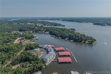 Newly updated, lower level, 3 bedroom, 3 bath, waterfront condo - photo 42