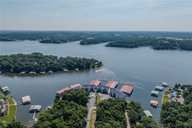 Newly updated, lower level, 3 bedroom, 3 bath, waterfront condo - photo 44