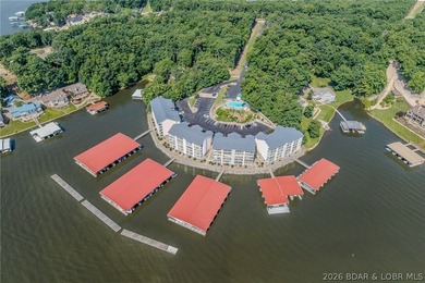 Newly updated, lower level, 3 bedroom, 3 bath, waterfront condo - photo 45