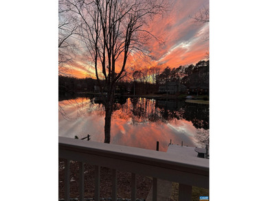 Pristine 5 bed, 3.5 bath waterfront home at Lake Monticello with - photo 4