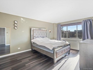 Welcome to The Towers at Water's Edge, one of Bayside's most - photo 11