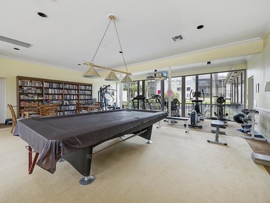 Beautiful 2 bedroom 2 bath unit in Longwood. Large screened wrap - photo 14