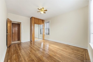 Welcome to 2922 Barnes Avenue, Unit 5L, a spacious - photo 16
