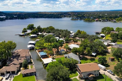 Welcome home. Make your lakehouse dream a reality. Turn key - photo 2
