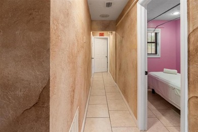 One or more photo(s) has been virtually staged. Discover this - photo 22