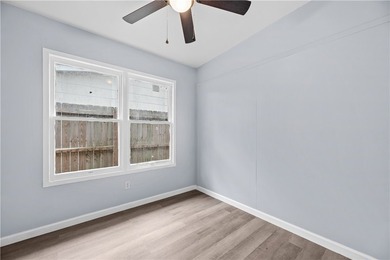 Welcome to 1506 Crosby in the growing city of Portland, TX! This - photo 7