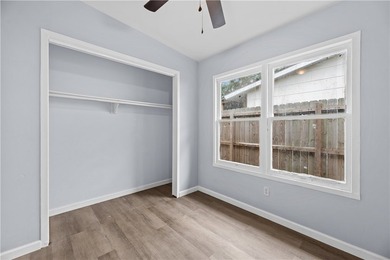 Welcome to 1506 Crosby in the growing city of Portland, TX! This - photo 8