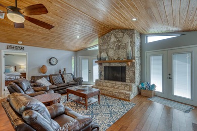 Welcome home. Make your lakehouse dream a reality. Turn key - photo 8