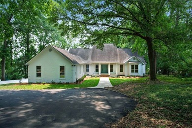 Welcome to 506 St Francis Road in beautiful Eufaula, Alabama- a - photo 13