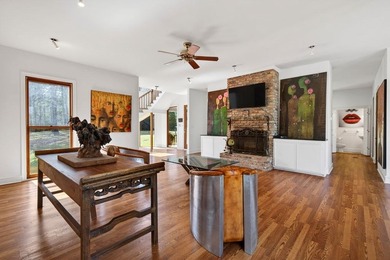 Paradise Awaits!! 3 bedroom, 2 1/2 -bathroom home nestled on 17 - photo 14