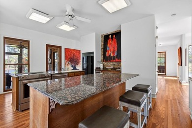 Paradise Awaits!! 3 bedroom, 2 1/2 -bathroom home nestled on 17 - photo 22