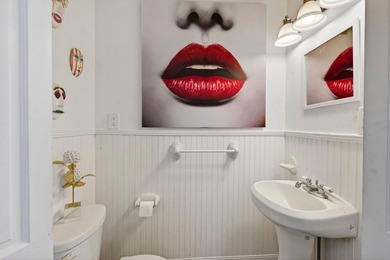 Paradise Awaits!! 3 bedroom, 2 1/2 -bathroom home nestled on 17 - photo 23