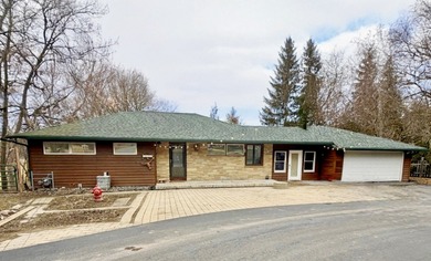 Lake Home For Sale in Wayne, Illinois