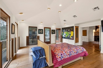 Paradise Awaits!! 3 bedroom, 2 1/2 -bathroom home nestled on 17 - photo 35