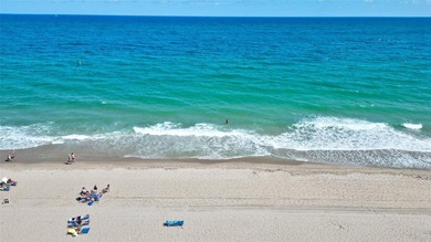 Stunning, Fully Remodeled Oceanfront Condo on the Galt Mile! - photo 35
