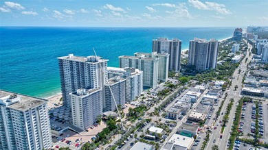 Stunning, Fully Remodeled Oceanfront Condo on the Galt Mile! - photo 37