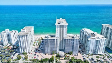 Stunning, Fully Remodeled Oceanfront Condo on the Galt Mile! - photo 38
