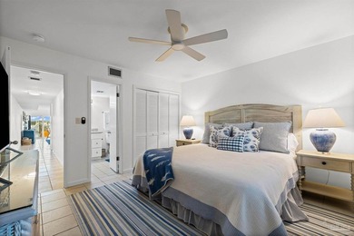 WATERFRONT PERFECTION - ONE OF A KIND! This exceptional 3 bed, 3 - photo 45