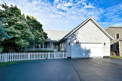 Wake up to peaceful waterfront views and enjoy the Chain O' - photo 46