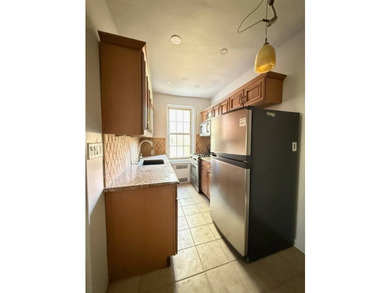 Welcome to 360 Clinton Ave, Unit 2L, a beautifully maintained - photo 3