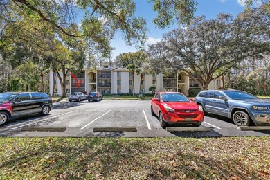 Welcome to easy Florida living in the highly sought-after East - photo 3