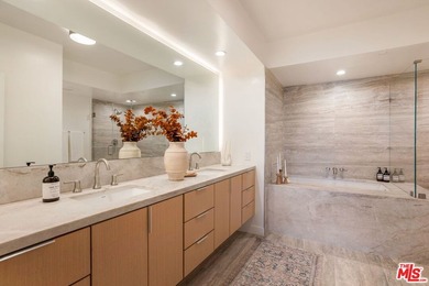 Beautifully remodeled 2-bedroom, 2.5-bath condominium at the - photo 17