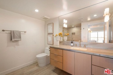Beautifully remodeled 2-bedroom, 2.5-bath condominium at the - photo 21