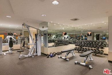 Beautifully remodeled 2-bedroom, 2.5-bath condominium at the - photo 31