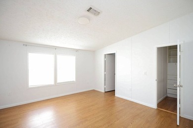 HOME IS EMPTY. VIRTUALLY STAGED IMAGES INCLUDED FOR PERSPECTIVE - photo 10
