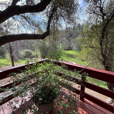 Tranquility awaits in this classic 2-bedroom 1 bath chalet - photo 12