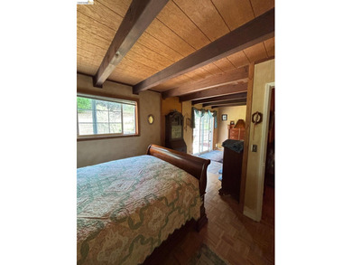 Tranquility awaits in this classic 2-bedroom 1 bath chalet - photo 25