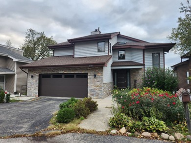 Lake Home For Sale in Mundelein, Illinois