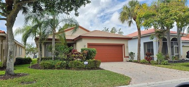 (private lake, pond, coastal) Home For Sale in Boynton Beach Florida