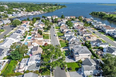 Welcome to 3495 Bayfield Blvd., a fabulously appointed - photo 36