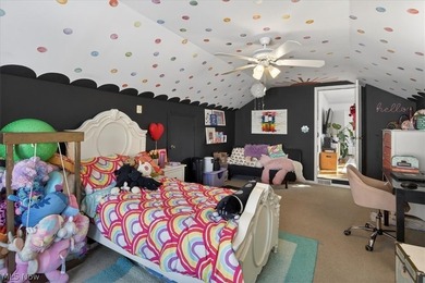 Welcome to this beautifully updated Cape Cod just steps from - photo 38