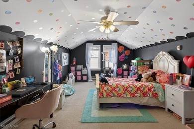 Welcome to this beautifully updated Cape Cod just steps from - photo 43