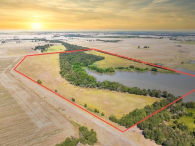 Lake Acreage For Sale in Holland, Texas
