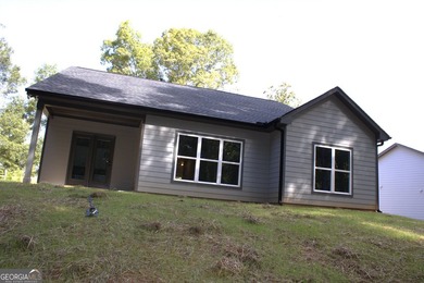 DRASTIC REDUCTION. HOME WAS ORGINALLY $335,000. This home is - photo 3